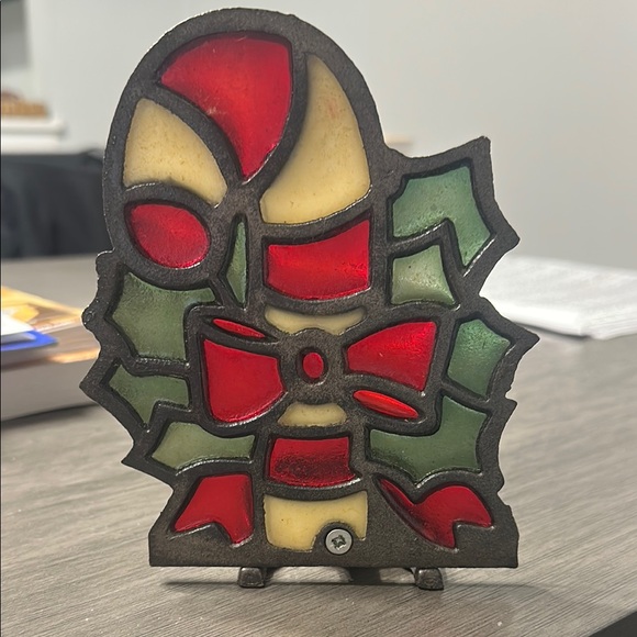 Tiffany-Style Glo-Candle - Picture 2 of 6